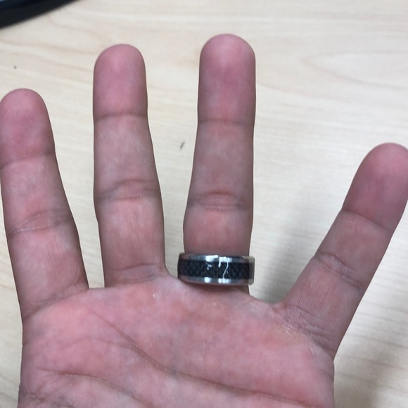 Ring - Picture 2 of 5